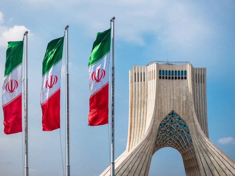 إذا فُعلت "آلية الزناد"... إيران تُلوّح بالانسحاب من "NPT"