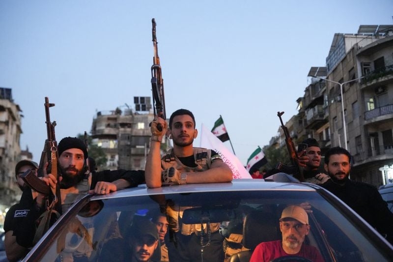 Israel strikes Syria as Sweida clashes kill over 350: Everything you need to know this Thursday