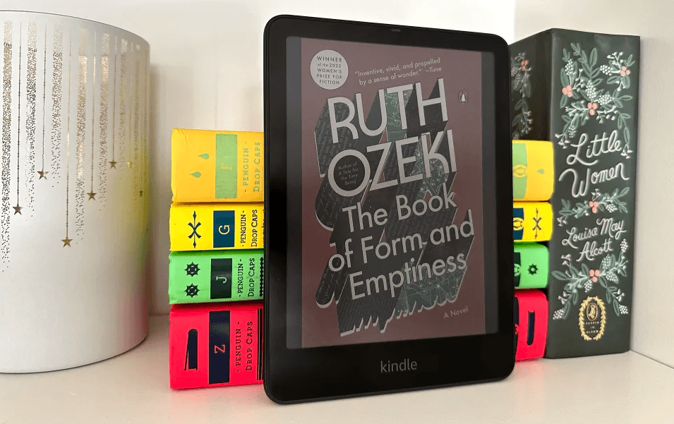 The Kindle Colorsoft is 20 percent off during the Amazon Spring Sale