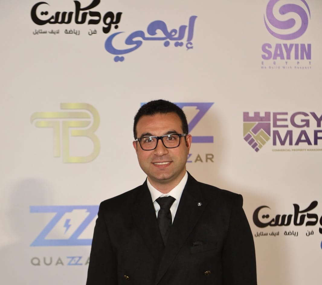 د. أحمد هاشم يشارك في مهرجان 'ذا بست' الفني تأكيدًا لدعمه للإبداع والفنون