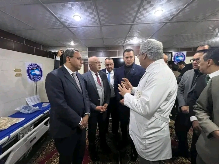 محافظ قنا ونائب رئيس حزب مستقبل وطن يفتتحان وحدات طبي بمستشفى قنا العام..