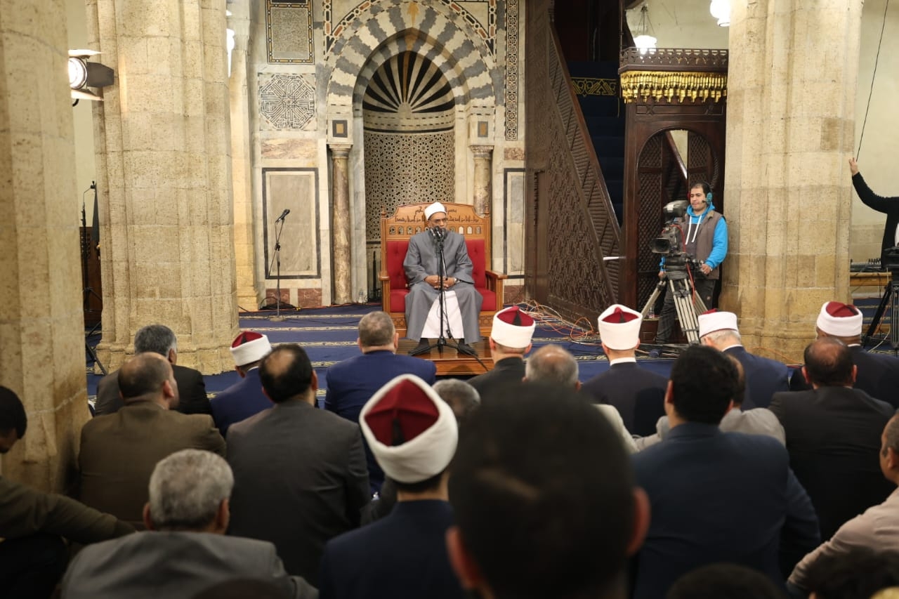 الجامع الأزهر يحتفل بذكرى غزوة بدر الكبرى بحضور وكيل الأزهر ووزير الأوقاف ومفتي الجمهورية ولفيف من القيادات الدينية