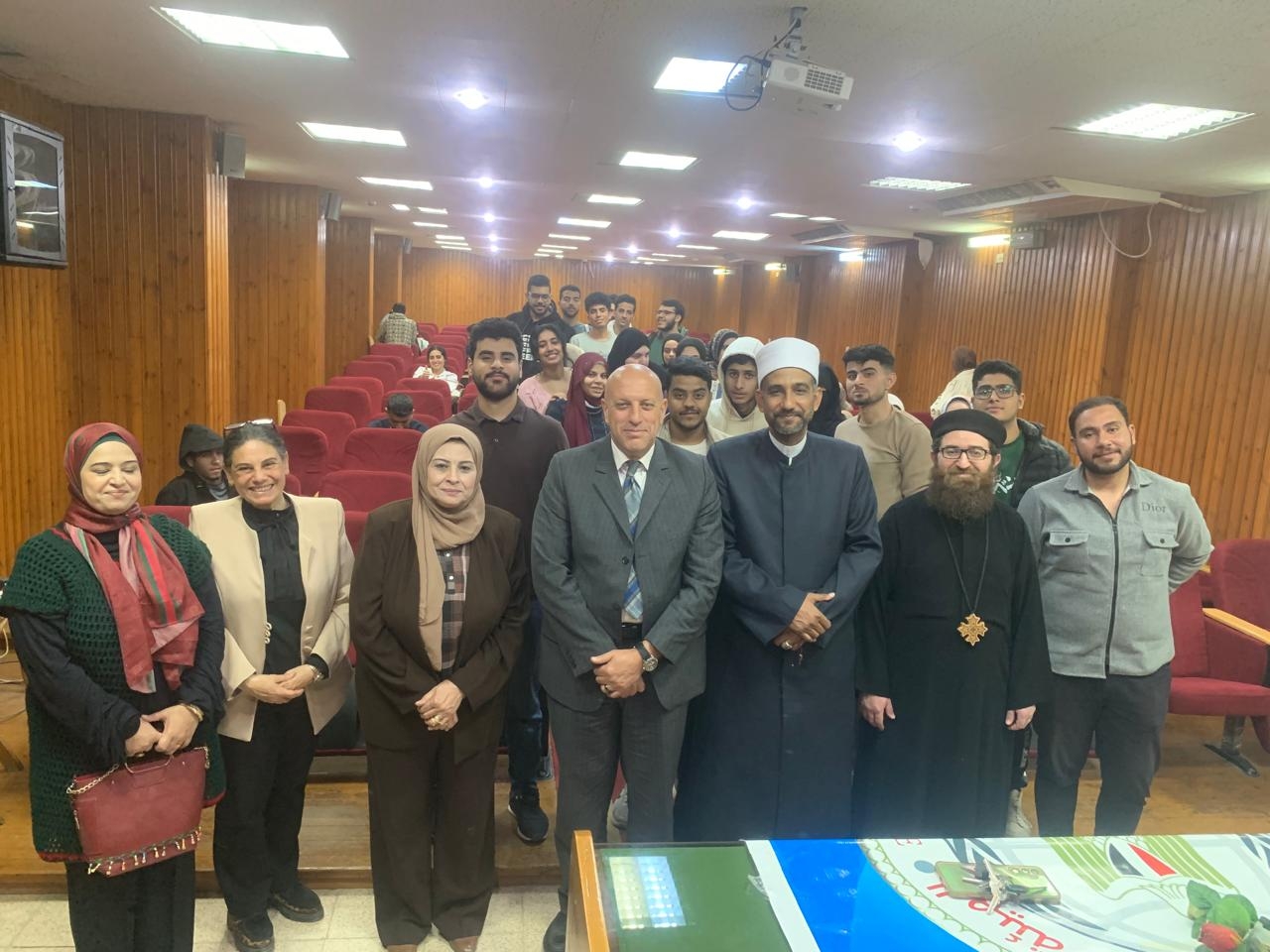 جامعة قناة السويس تنظم ندوة حول مكانة المرأة في الأديان السماوية