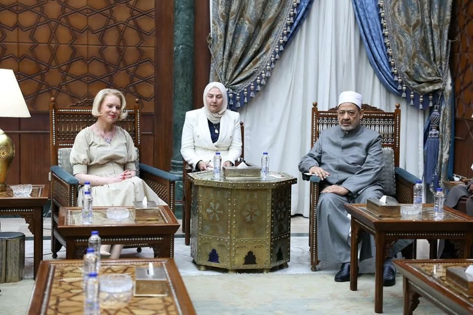 شيخ الأزهر .. يستقبل رئيسة البرلمان السلوفيني ويتفقان على تكثيف الضغط لإنهاء العدوان الصهيوني على غزة