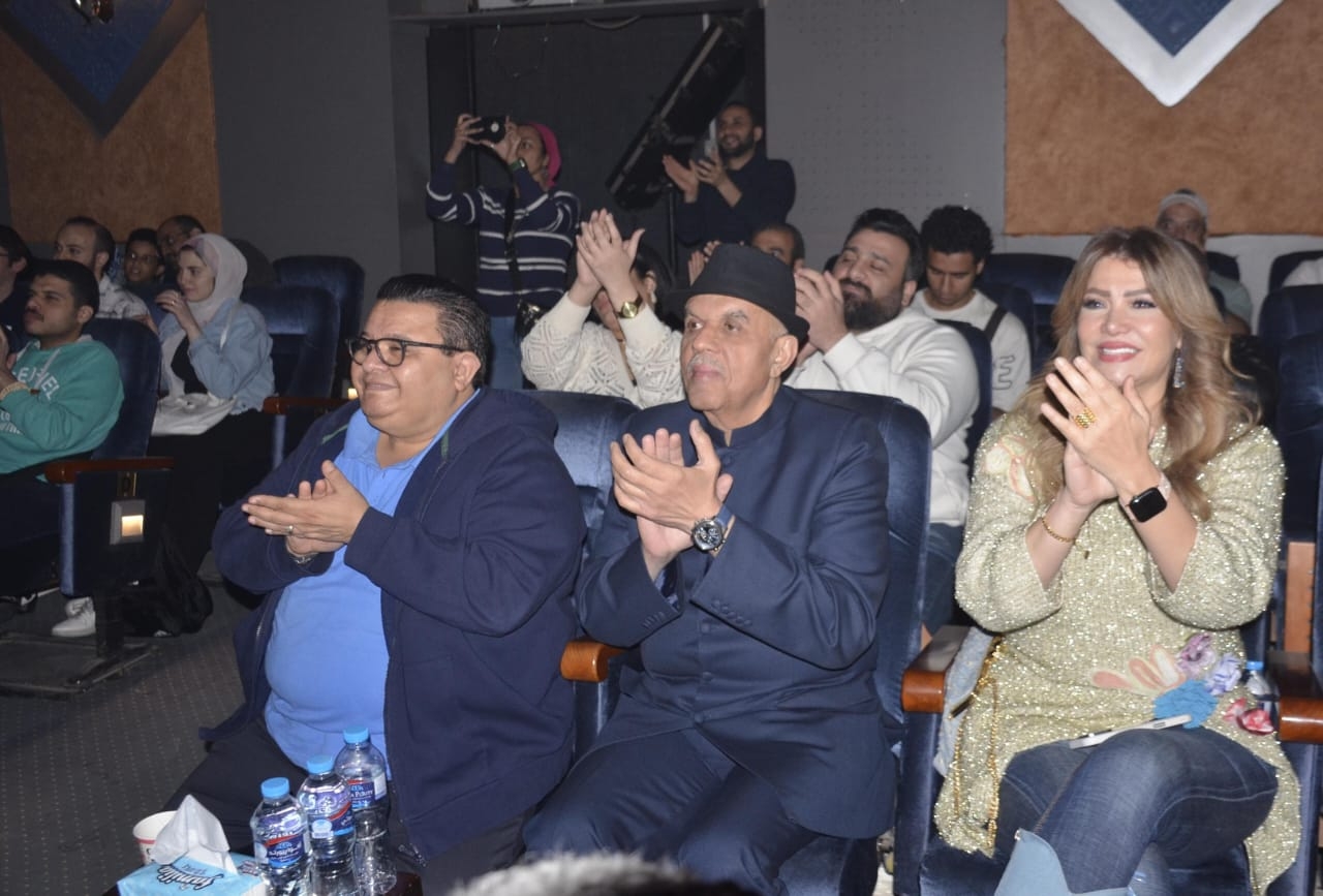 'كارمن' يجذب نجوم المسرح في مصر و العالم العربي مع نهاية أسبوعها الأول بالطليعة
