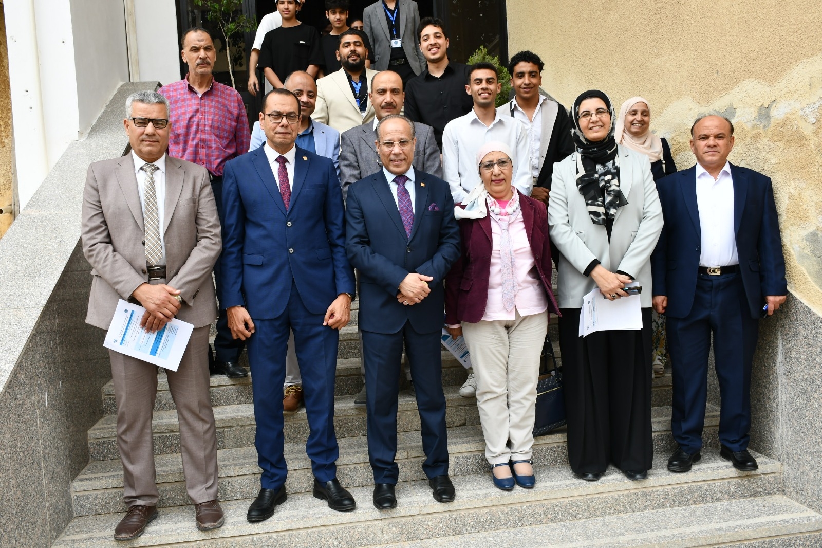 مؤتمر البحوث الطلابية بكلية الطب بجامعة قناة السويس