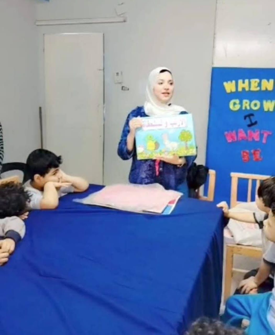 رئيس جامعة القاهرة يستعرض نتائج القافلة التنموية الشاملة بقرية زاوية أبو مسلم بمركز أبو النمرس بالجيزة