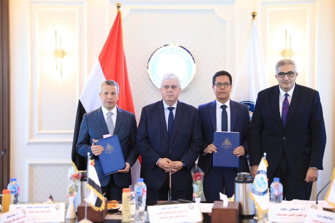 برئاسة وزير التعليم العالي .. المجلس الأعلي للجامعات يقدم التهنئة لرئيس الجمهورية والقوات المسلحة والشعب المصري بمناسبة ذكرى تحرير سيناء