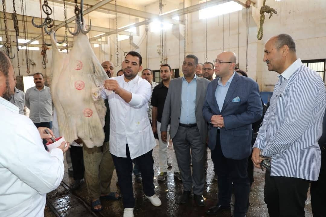 محافظ بني سويف .. يتفقد مجزر ناصر ضمن استعدادات المحافظة لاستقبال عيد الأضحى المبارك