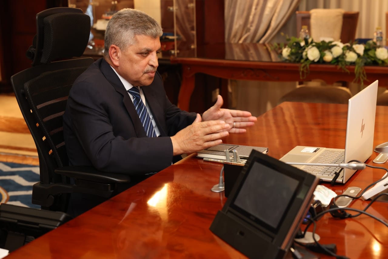 قناة السويس تبدأ جهودها للتواصل مع عملائها لمناقشة تأثير التطورات الإيجابية في الاوضاع الأمنية بمنطقة البحر الأحمر على حركة الملاحة بالقناة