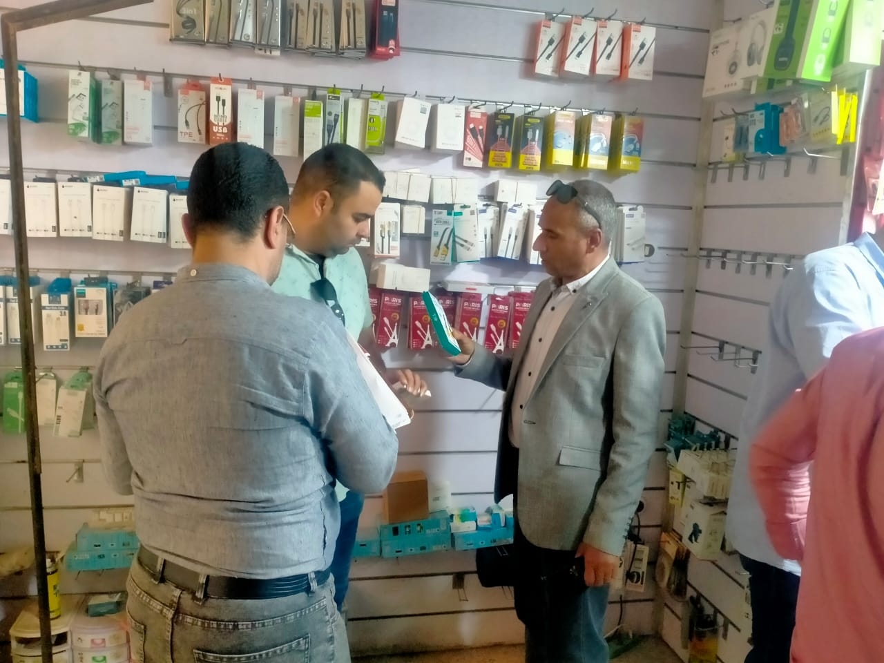 حملات تموينية مكثفة بنطاق محافظة كفر الشيخ تسفر عن تحرير العديد من المحاضر للمتلاعبين