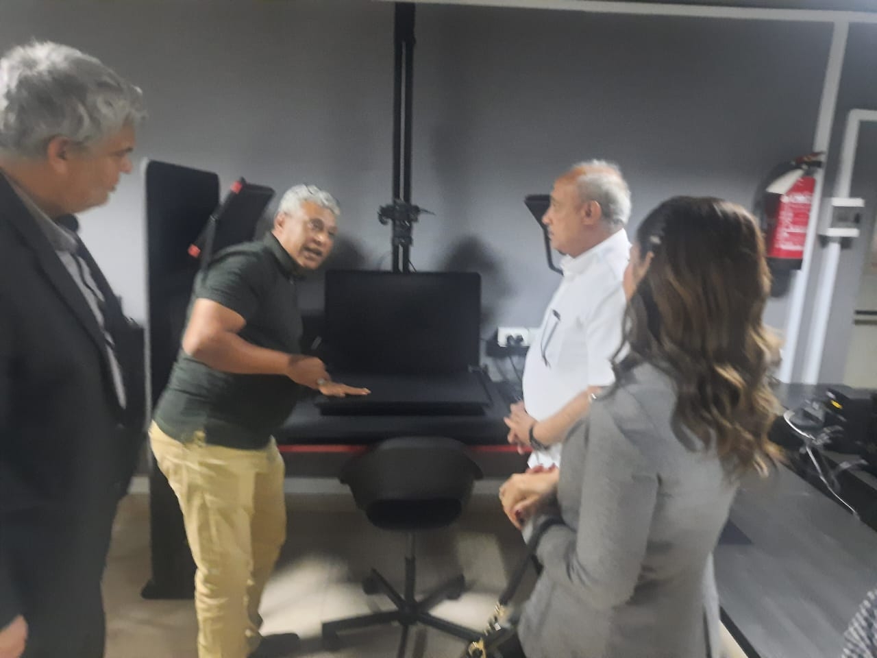دار الكتب تنتهي من إعداد ستوديو رقمنة المخطوطات