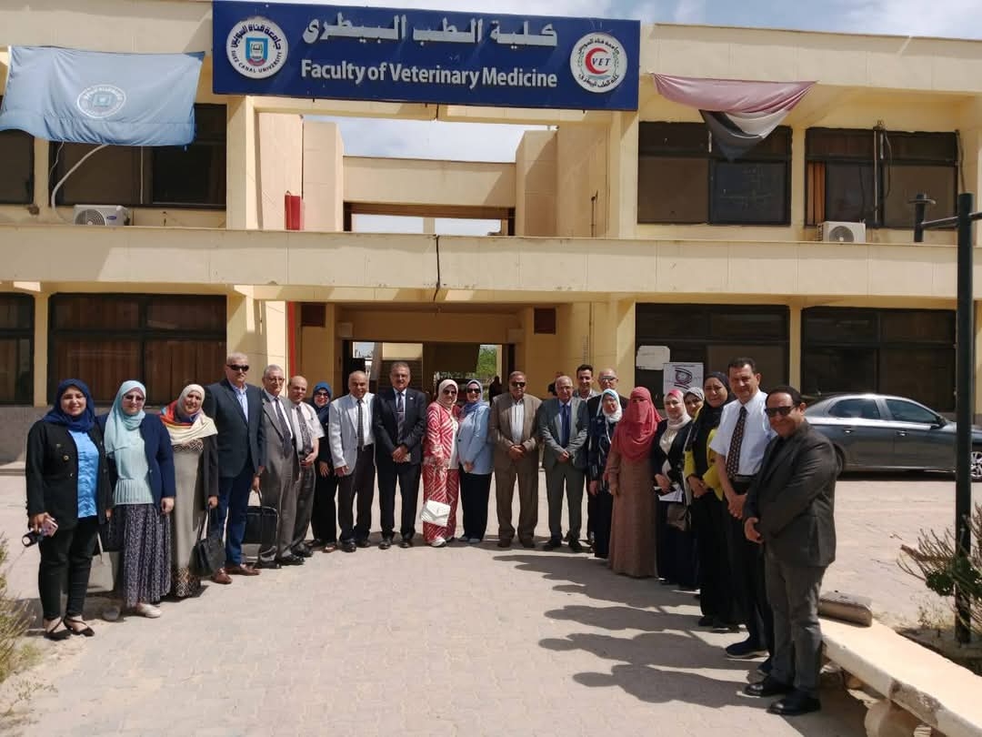 ملتقى التوظيف ضمن فعاليات اليوم الثالث للأسبوع البيئي بكلية الطب