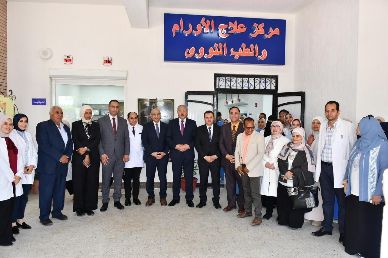 اعتماد نهائي لمركز الأورام واعتماد مبدئي للمستشفى التخصصي بجامعة القناة