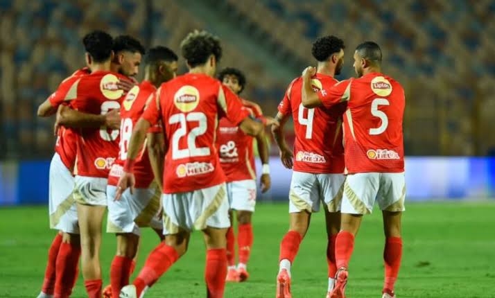 الأهلي يهزم بتروجيت بثلاثية ويواصل مطاردة بيراميدز