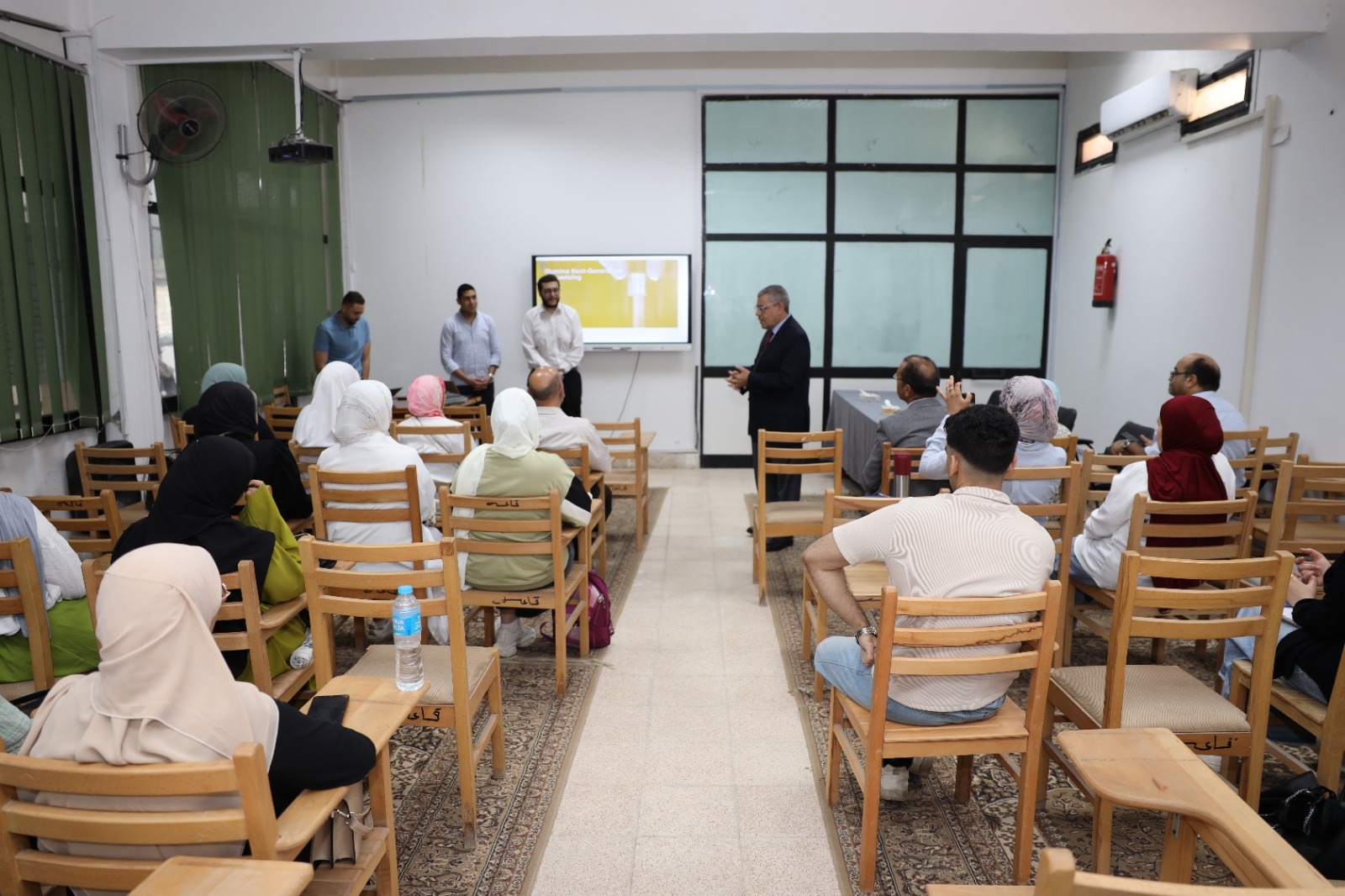 جامعة قناة السويس تنظّم ورشة عمل حول تكنولوجيا السلسلة الجينية