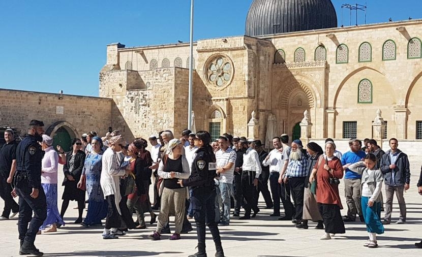 فتوح يحذر من دعوات المستوطنين لفتح أبواب الأقصى خلال "مسيرة الأعلام"