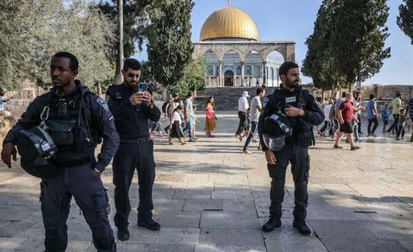 288 مستوطنًا يقتحمون الأقصى وسط قيود مشددة