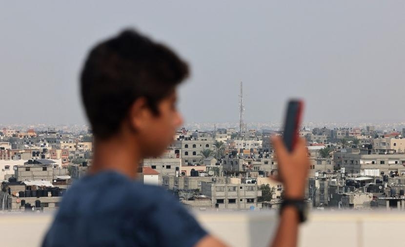 عودة الإنترنت في مدينة غزة واستمرار الانقطاع في وسط وجنوبي القطاع