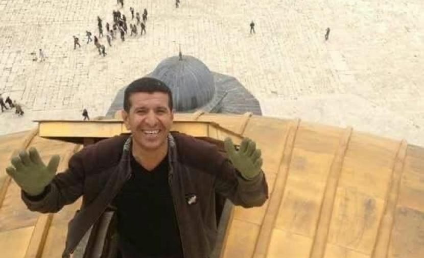 الاحتلال يمدد توقيف موظف بدائرة الأوقاف ويفرج عن أسير من سجن نفحة