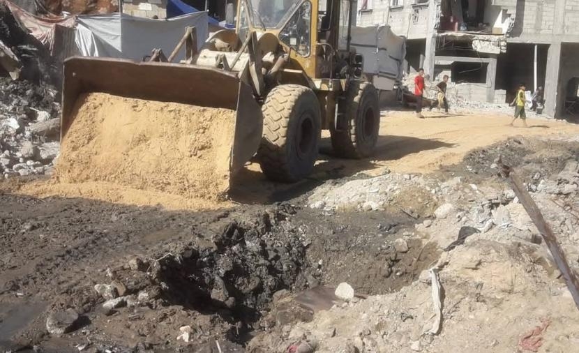 بلدية خانيونس تُحذر من كارثة صحية وبيئية بسبب تفاد الوقود