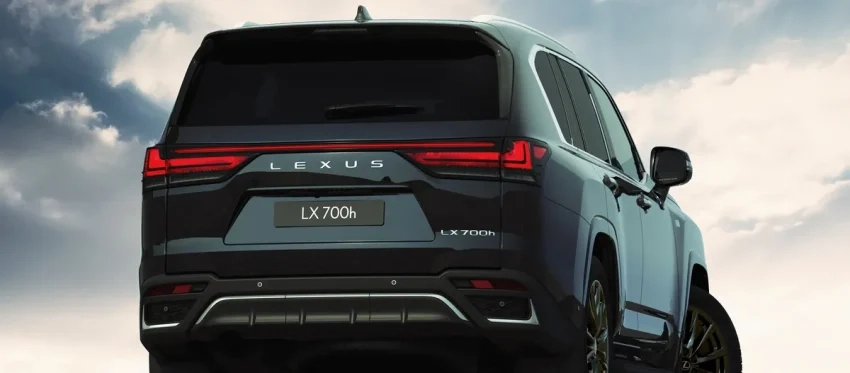 لكزس تزيح الستار عن مركبتها LX700h الجديدة كلياً المزوّدة بابتكارات هايبرد استثنائية ضمن سلسلة LX