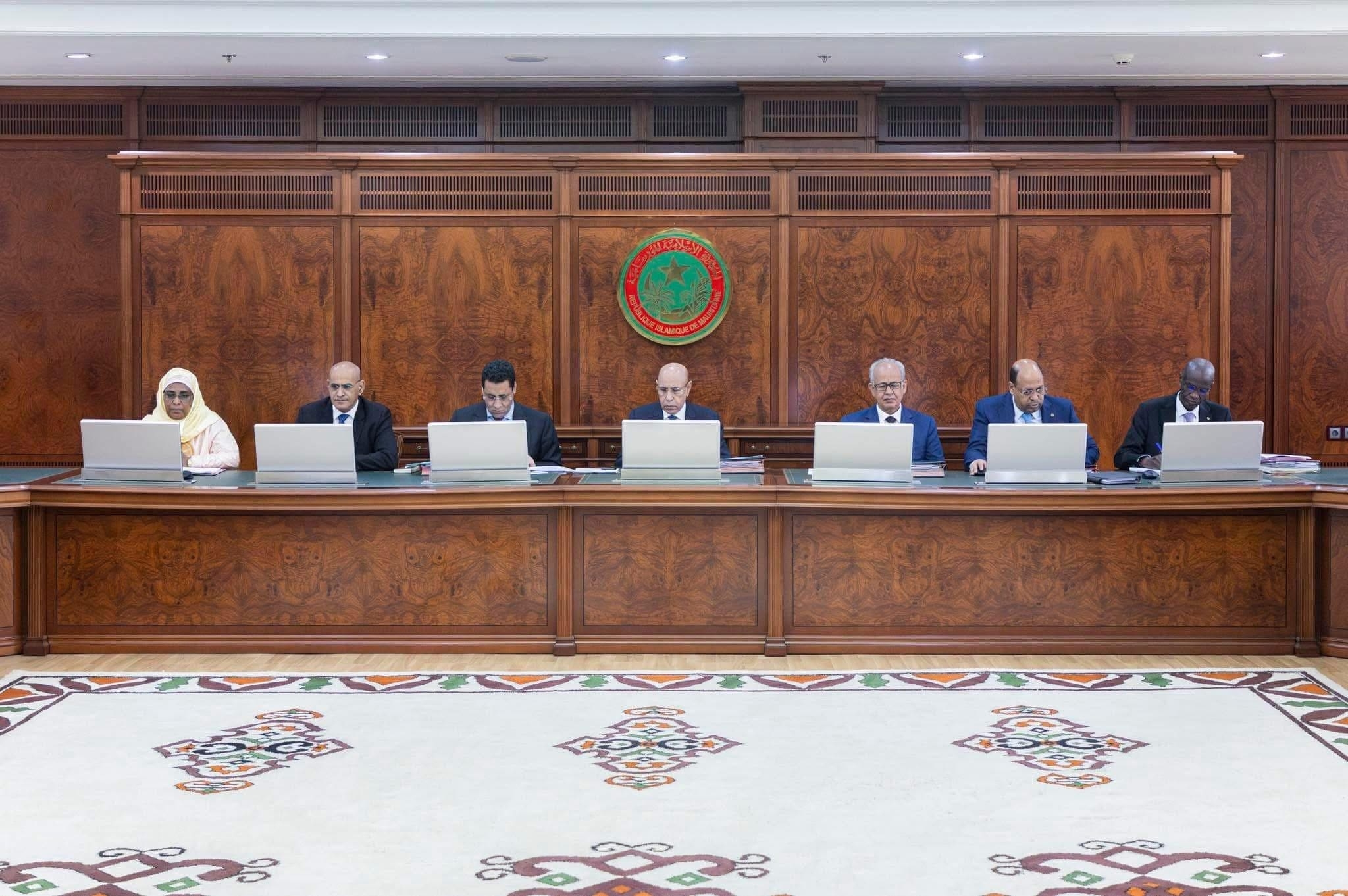 موريتانيا تُجري تغييرات إدارية تشمل قطاعات الشباب والخارجية والبيئة صحراء ميديا