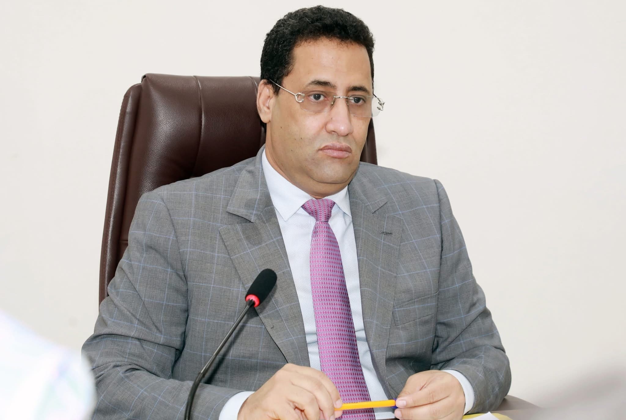 رغم "النواقص".. الوزير الأول يشيد "بالتقدم المرضي" في المشاريع الكبرى صحراء ميديا