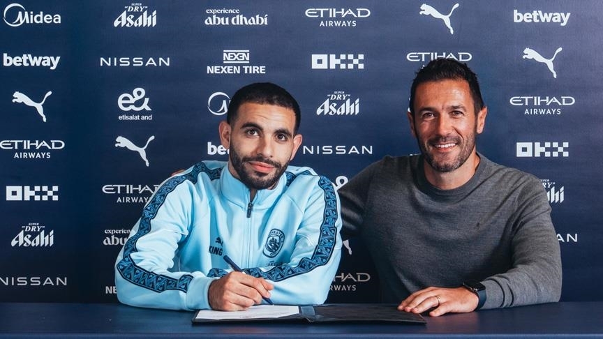 قدم.. مانشستر سيتي يضم الجزائري ريان آيت نوري