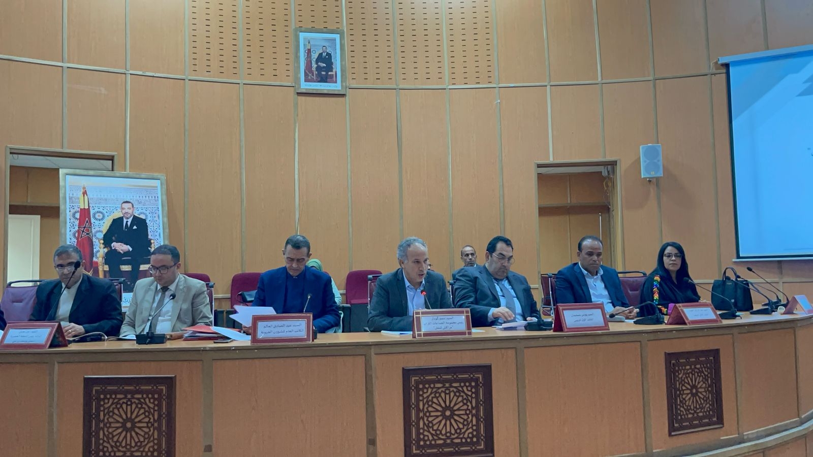 'برئاسة سمير گودار مجلس مجموعة الجماعات الترابية ‘مراكش للنقل' يصادق بالإجماع على اقتناء قطعة أرضية في دورة استثنائية' + صور