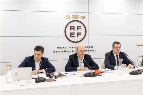 رئيس الاتحاد الإسباني لكرة القدم  يعرب عن نية إسبانيا تقديم ترشيح مشترك مع البرتغال والمغرب لاستضافة كأس العالم لكرة القدم للسيدات عام 2035