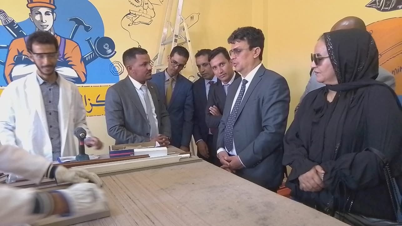 بالصور : عامل إقليم الرحامنة عزيز بوينيان يشرف على سلسلة مشاريع تنموية احتفالاً بالذكرى العشرين للمبادرة الوطنية للتنمية البشرية
