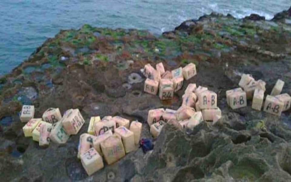 درك تغازوت يحبط عملية تهريب دولي للمخدرات و يحجز 3,5 طن من الشيرا
