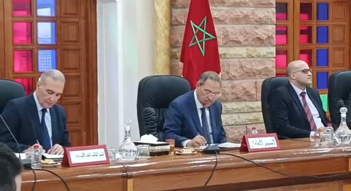 عامل صفرو السيد إبراهيم أبو زيد في إجتماع مع رؤساء الجماعات الترابية (صور)