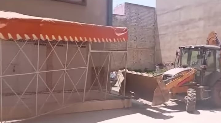 السلطات المحلية بجماعة البحراوي إقليم الخميسات تشرع في حملة واسعة لتحرير الملك العمومي ابتداءً من حي النهضة