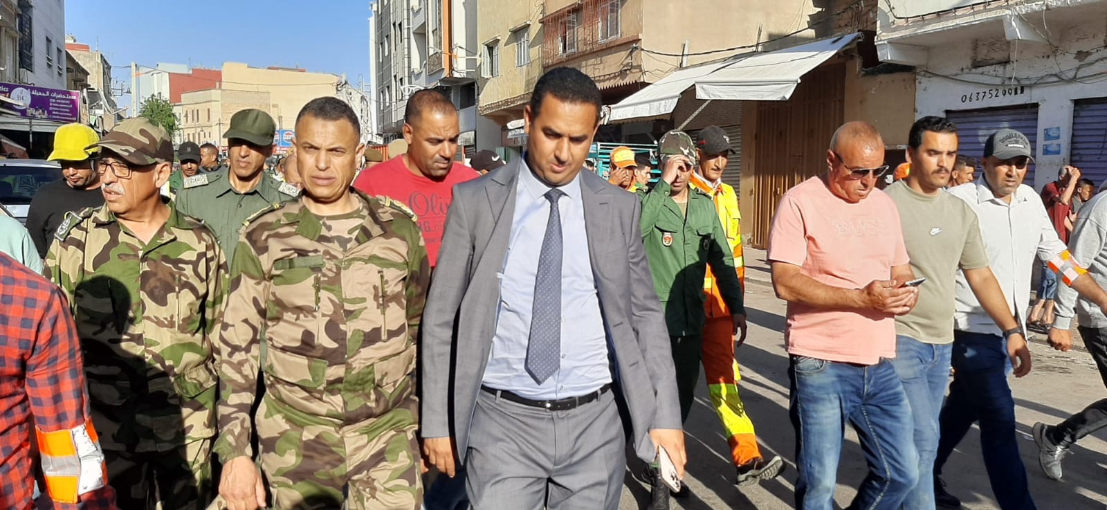باشا سطات يواصل حملة تحرير الملك العمومي: جهود متواصلة لاستعادة النظام والجمالية الحضرية.