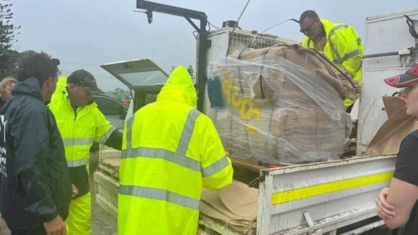 &#039;Scary&#039; tropical Cyclone Alfred nears Queensland