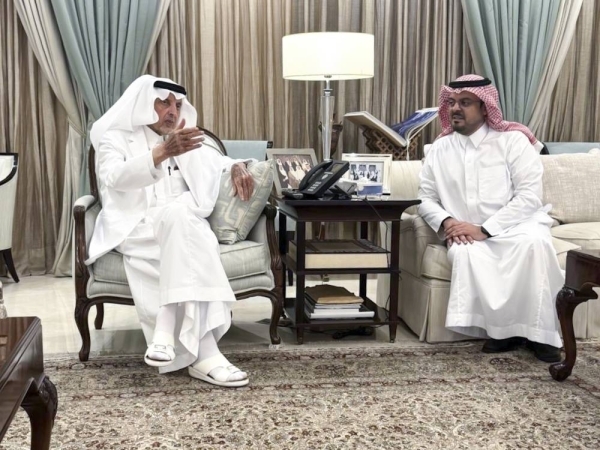 Prince Khalid Al-Faisal reviews government performance during Ramadan in Makkah
