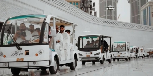 Record 57,000 worshippers use electric cart service at Grand Mosque on 27th night of Ramadan