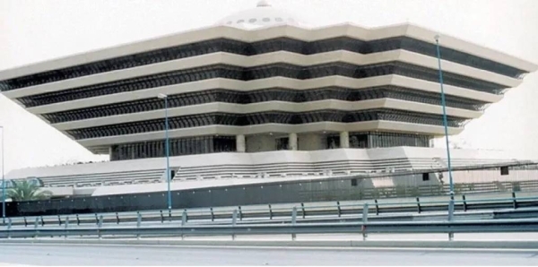 6-month jail and SR50,000 fine for sponsors who fail to report departure of overstaying expats