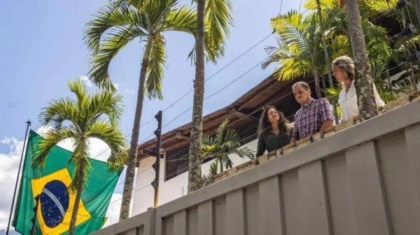 Five Venezuelan opposition members &#039;rescued&#039; from Caracas, US says