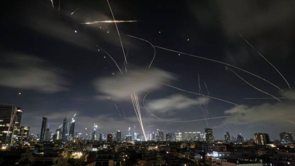 Explosions heard in Tehran as Israel launches a new wave of airstrikes