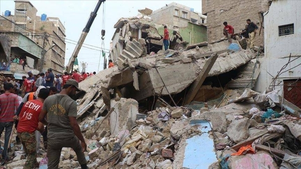 Deadly building collapse in Karachi kills 15, leaves nine injured