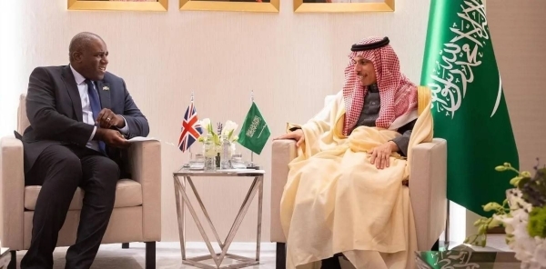 Saudi, British FMs discuss regional developments in phone call