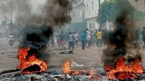 Furious protests at move to cement Togo ruling family's grip on power