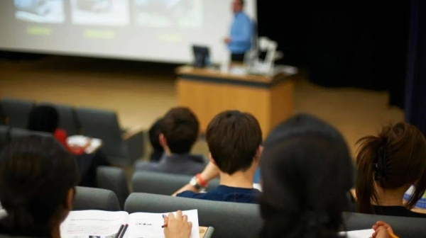 Chinese students in UK told to spy on classmates, report says