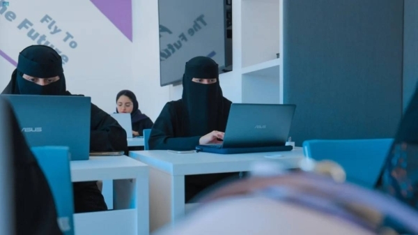 Saudi report shows 97.7% of businesses have internet access, 57.7% use social media
