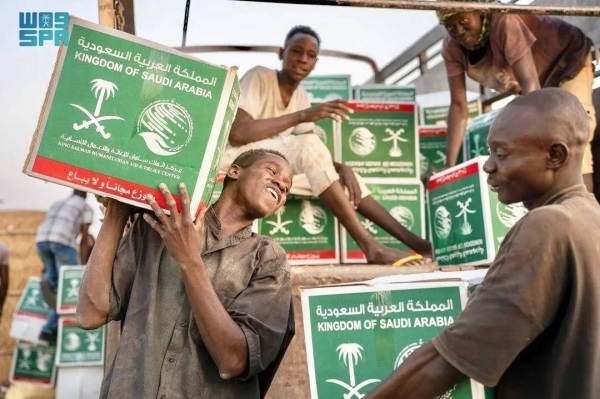 Sudanese PM thanks Saudi leadership for unlimited humanitarian support