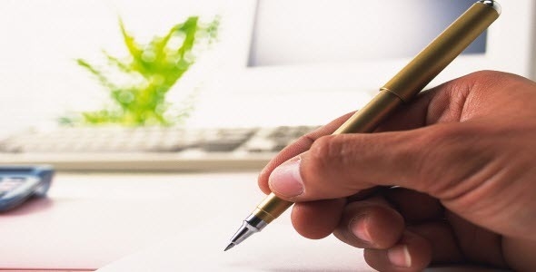 تطور النقد الأدبي عبر العصور