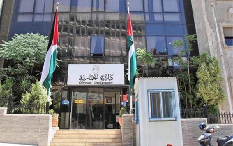3164 مركبة أعيد تصديرها من الأردن إلى سورية